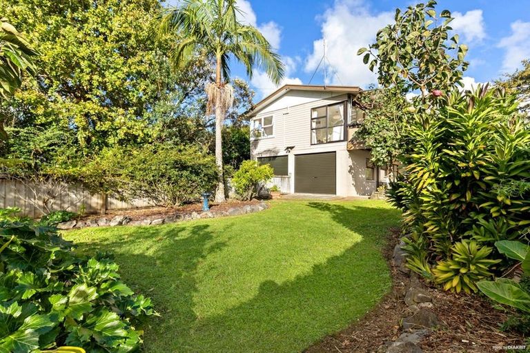 Photo of property in 53 Eskdale Road, Birkdale, Auckland, 0626
