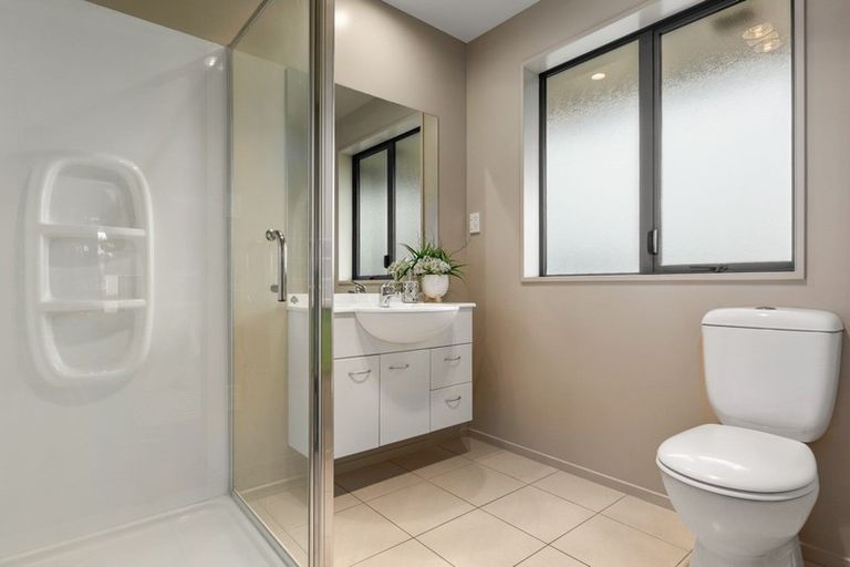 Photo of property in 1 Cato Place, Rolleston, 7614