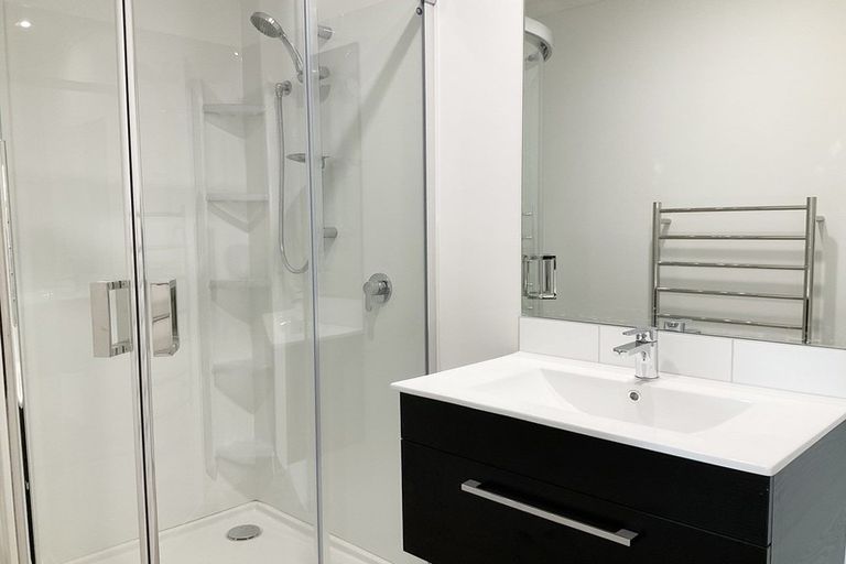 Photo of property in 5u6 Arawa Street, Frankton, Hamilton, 3204