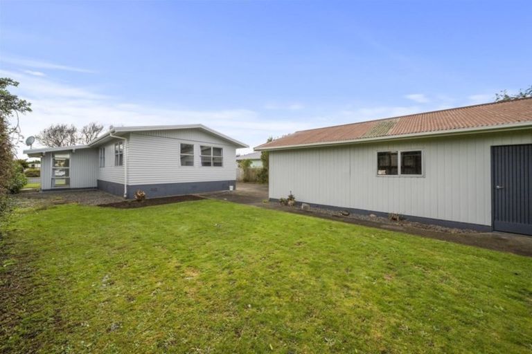 Photo of property in 22 Iredale Road, Hawera, 4610