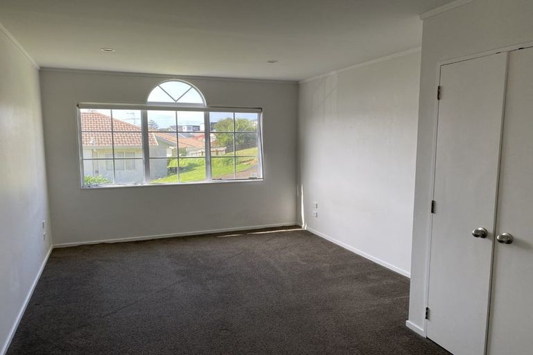 Photo of property in 12 Alice Place, Hillcrest, Auckland, 0627