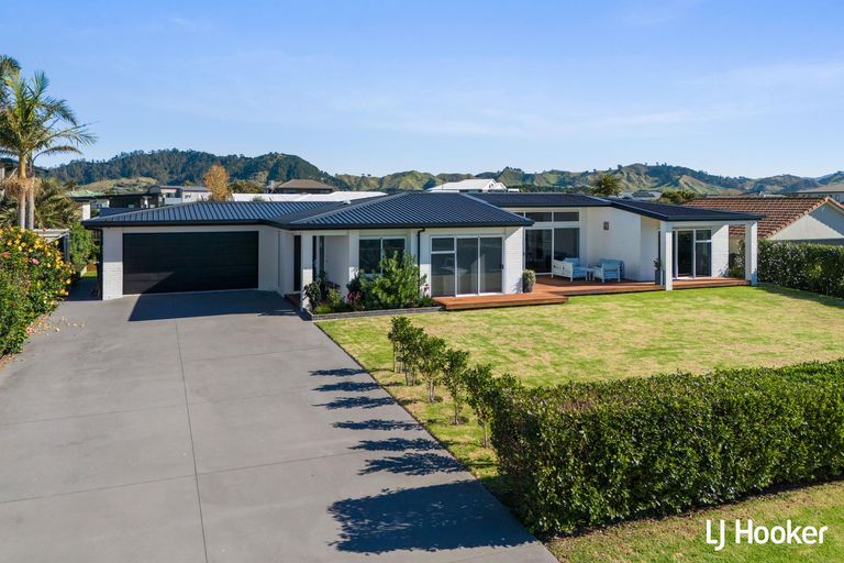 Photo of property in 121 Koutunui Road, Athenree, Katikati, 3177