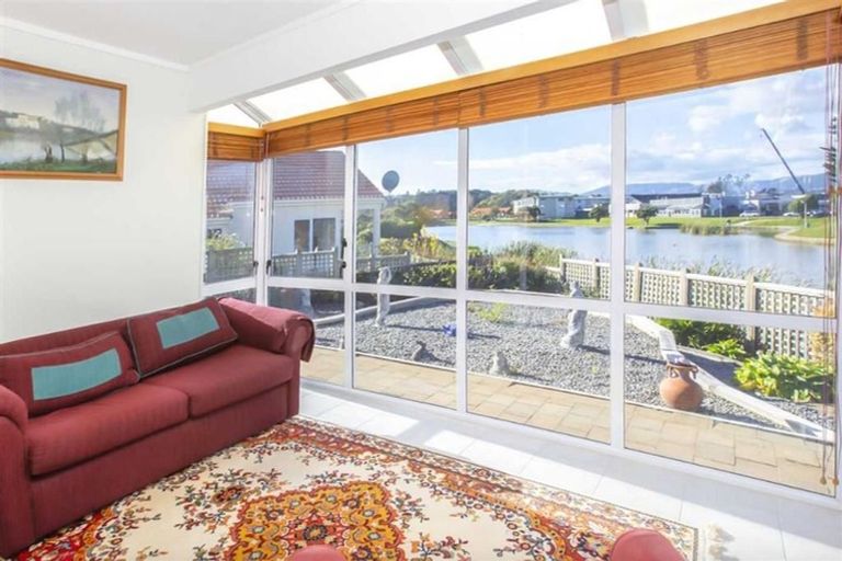 Photo of property in 11 Lakeside Villas, Whitby, Porirua, 5024