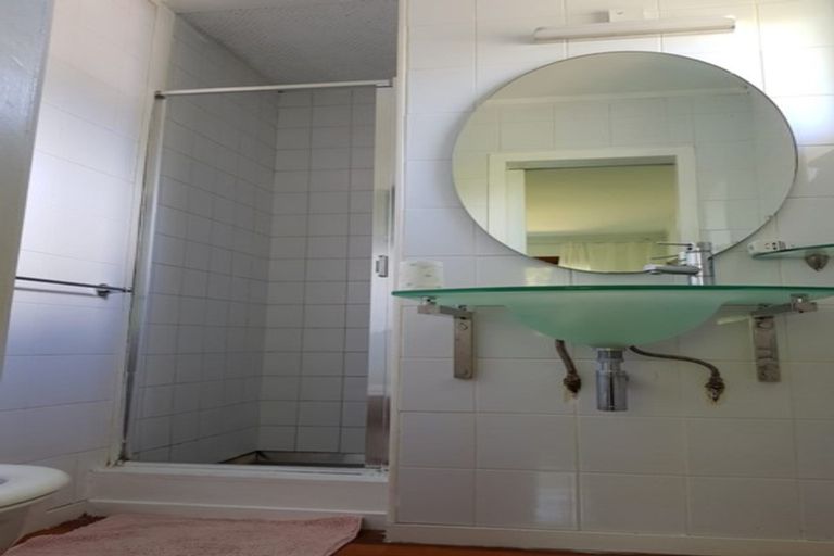 Photo of property in 51a Mellons Bay Road, Mellons Bay, Auckland, 2014