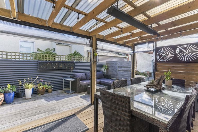 Photo of property in 37 Prince Albert Road, Saint Kilda, Dunedin, 9012