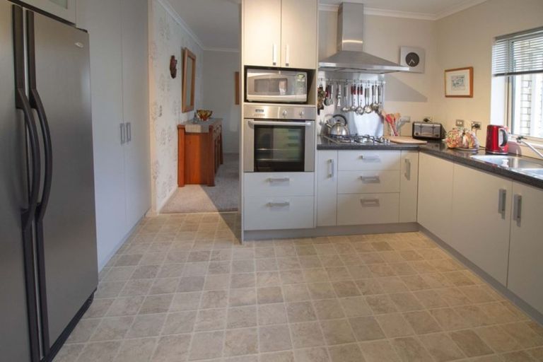 Photo of property in 5 Mountain View Road, Te Aroha, 3320