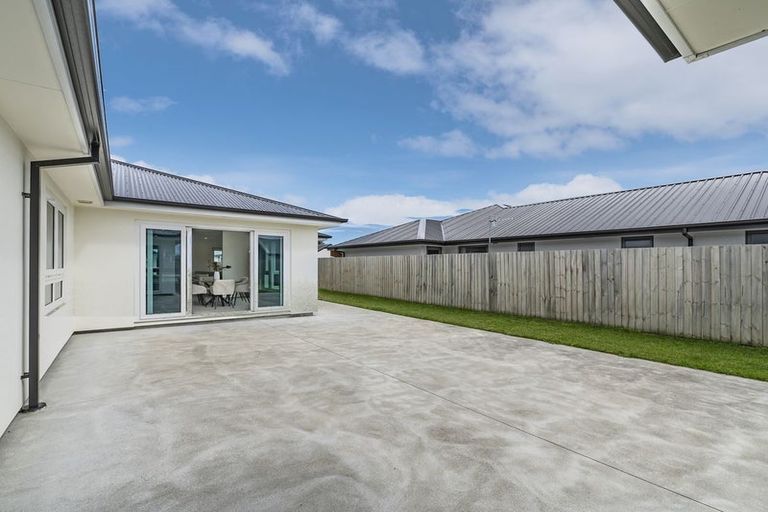 Photo of property in 19a Lewis Crescent, Rolleston, 7614