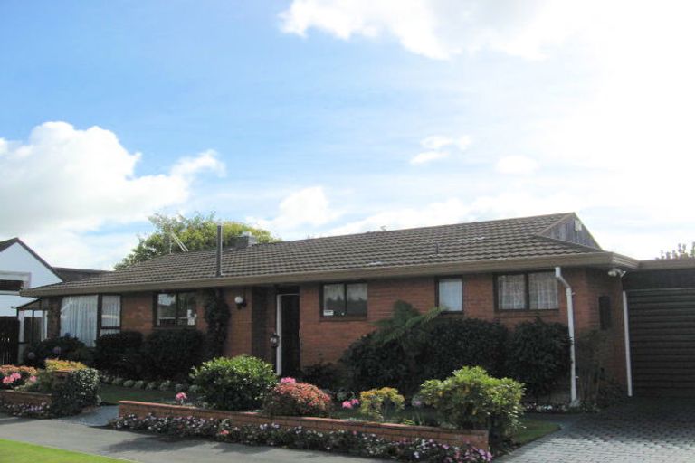 Photo of property in 2/2 Saint Clio Street, Ilam, Christchurch, 8041