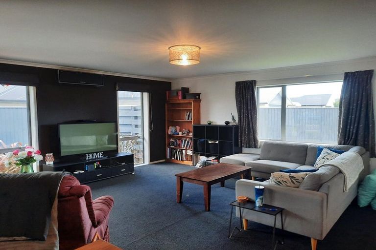 Photo of property in 27 Navy Loop, Rolleston, 7614