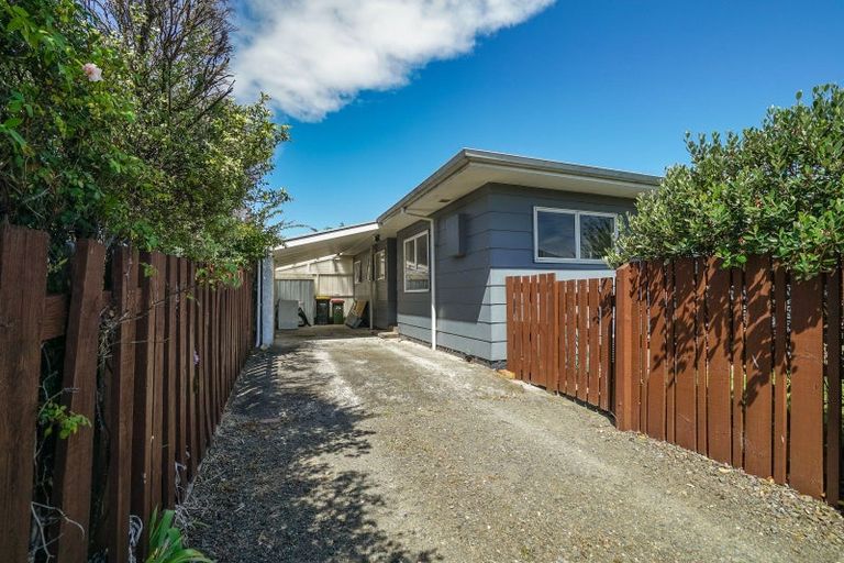 Photo of property in 1/61 Leicester Street, Stoke, Nelson, 7011