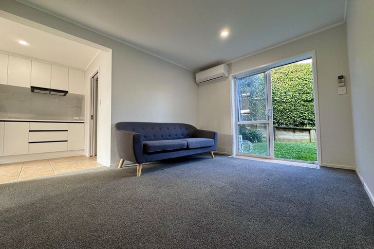 Photo of property in 1/3 Manutara Avenue, Forrest Hill, Auckland, 0620