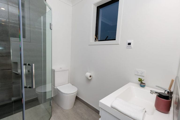 Photo of property in 12 Atherton Terrace, Churton Park, Wellington, 6037