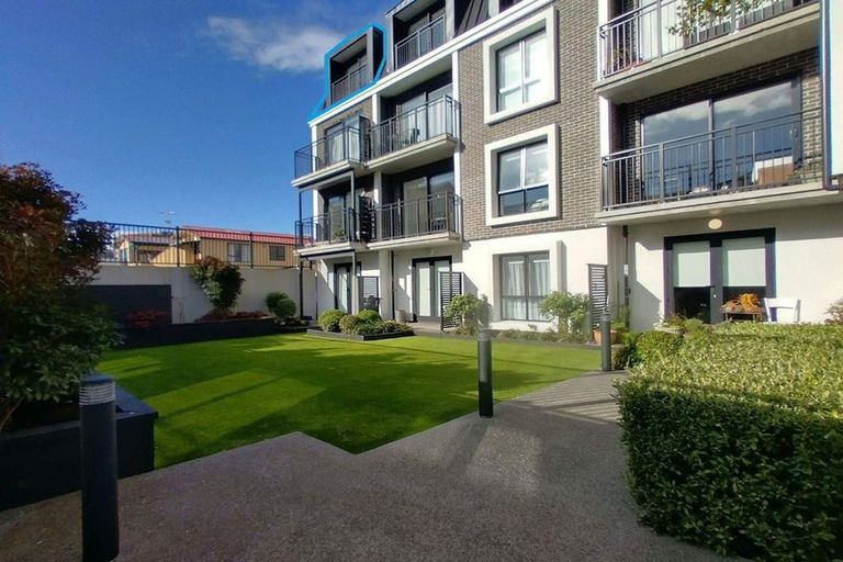 Photo of property in 404/2 Colombo Street, Newtown, Wellington, 6021