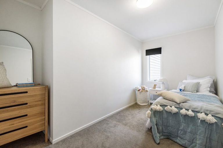 Photo of property in 2/5 Stanley Avenue, Milford, Auckland, 0620