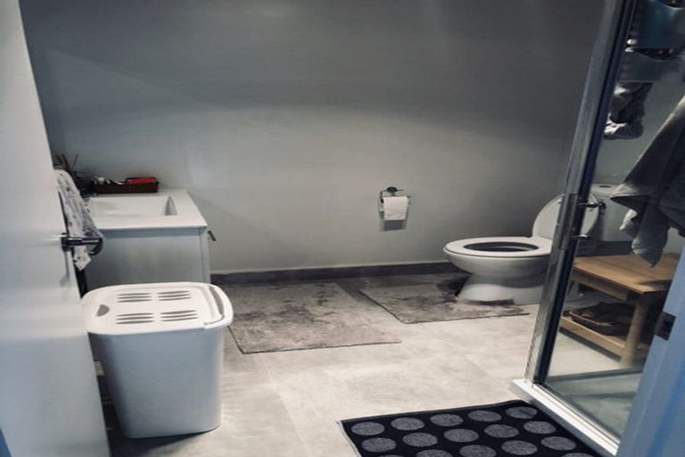 Photo of property in 4 Kearns Drive, Hobsonville, Auckland, 0616