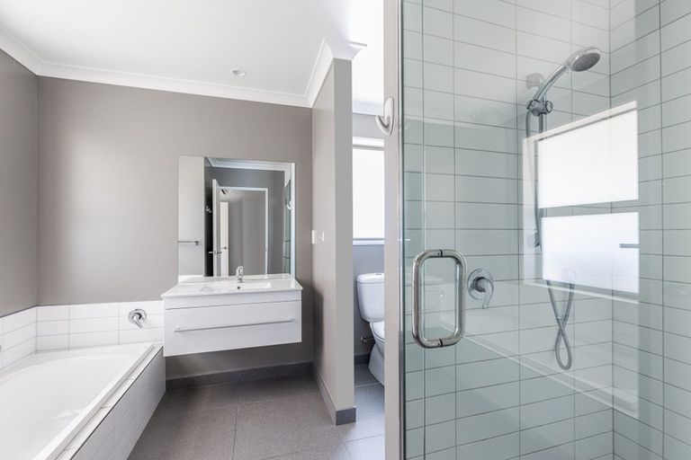Photo of property in 16 Kitakita Grove, Motueka, 7120