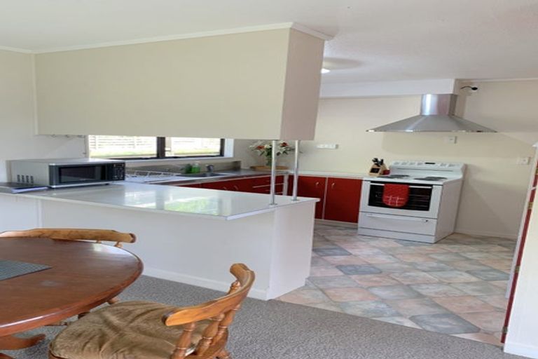 Photo of property in 91 Percy Dyett Drive, Karori, Wellington, 6012