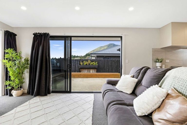 Photo of property in 24 Tiwhatiwha Crescent, Kawerau, 3127