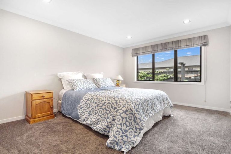 Photo of property in 1 Naomi Place, Cambridge, 3434