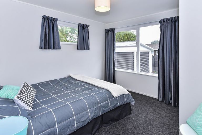 Photo of property in 3 Carbery Place, Manurewa, Auckland, 2102