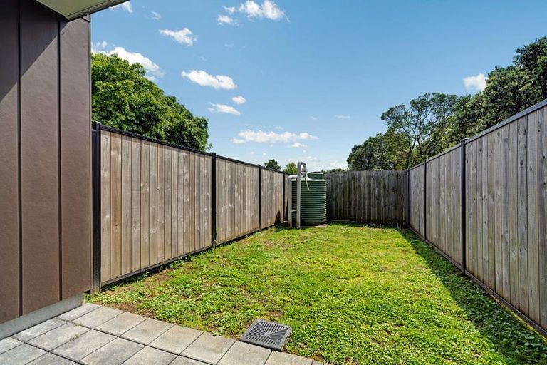 Photo of property in 7 Eileen Newey Place, Henderson, Auckland, 0612