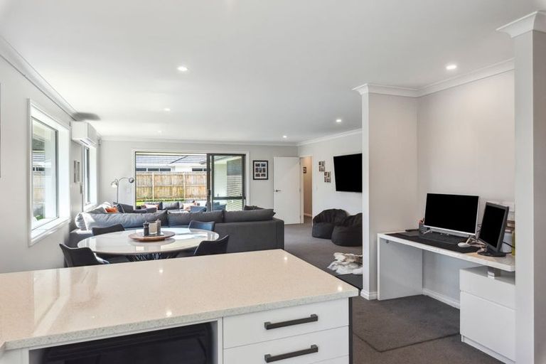 Photo of property in 40b Nimmo Avenue, Waikanae, 5036