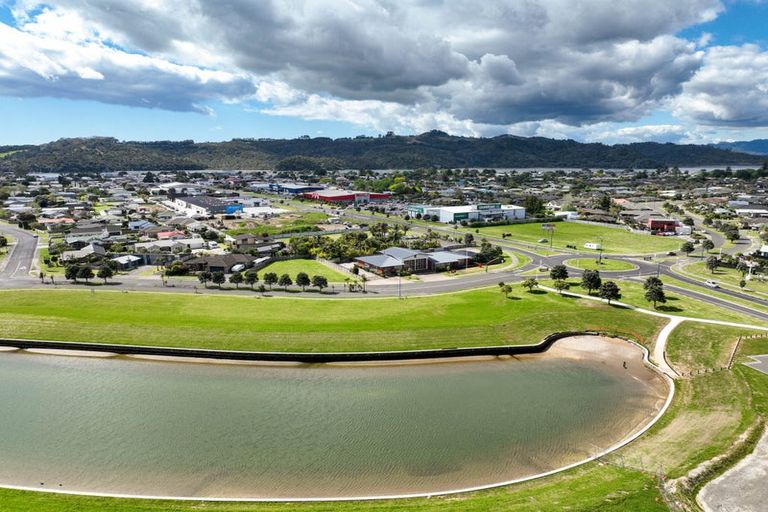 Photo of property in 71 Kupe Drive, Whitianga, 3510