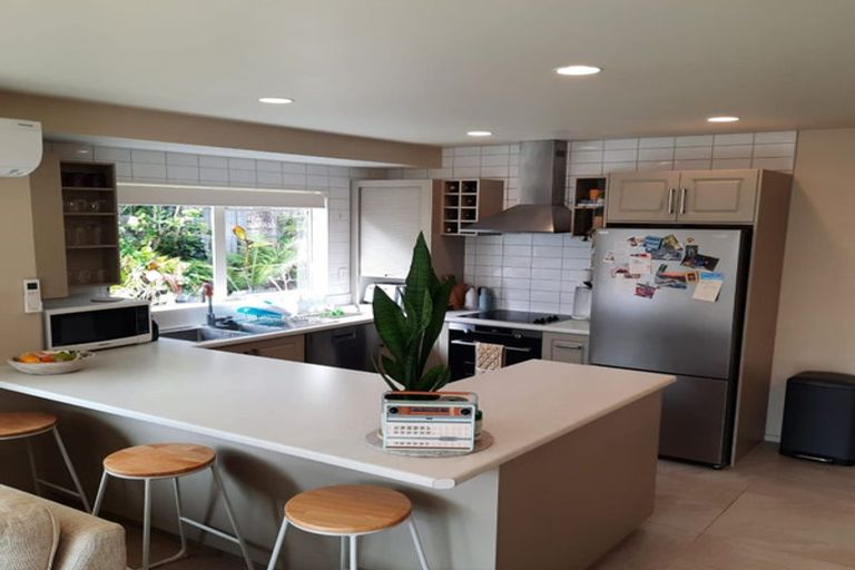 Photo of property in 22 Torkar Road, Clarks Beach, 2122