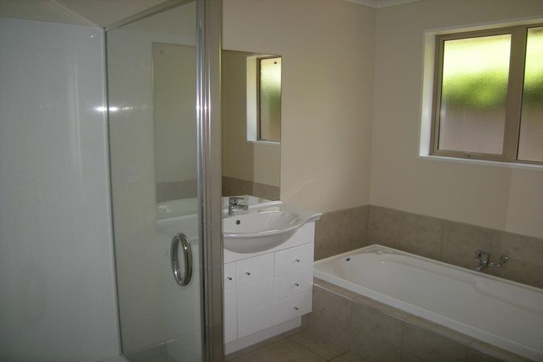 Photo of property in 3 Mccauley Street, Rolleston, 7614