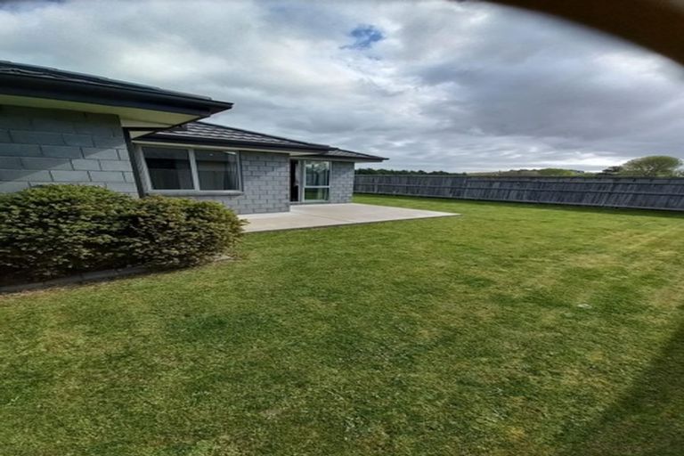 Photo of property in 21 Peak Crescent, Kaiapoi, 7630