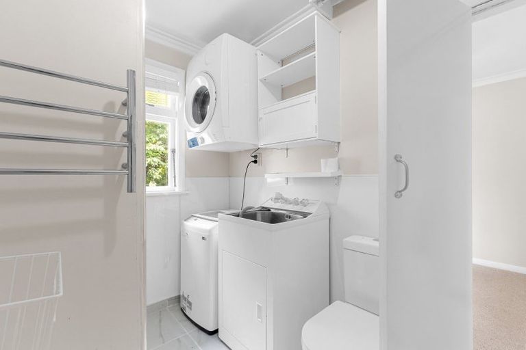 Photo of property in 70 Jickell Street, Hokowhitu, Palmerston North, 4410