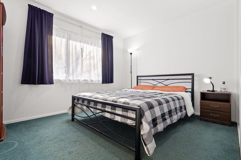 Photo of property in 19 Springs Road, Hornby, Christchurch, 8042