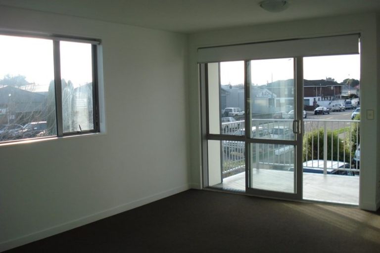 Photo of property in 8/20 Stanmore Road, Phillipstown, Christchurch, 8011