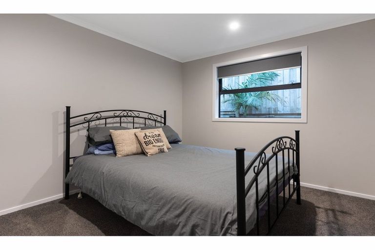 Photo of property in 2 Moira Close, Welcome Bay, Tauranga, 3175