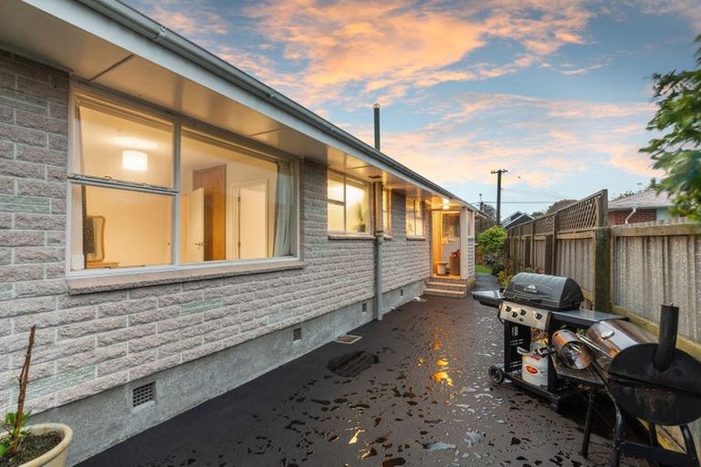 Photo of property in 62 Daniels Road, Redwood, Christchurch, 8051