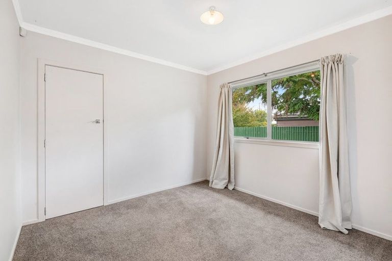 Photo of property in 50 Awaroa Road, Helensville, 0800