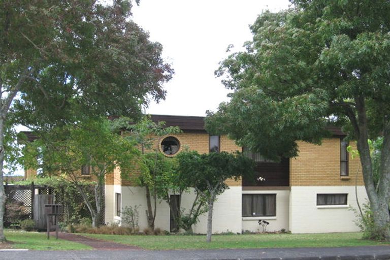 Photo of property in 1 Mescal Street, Massey, Auckland, 0614