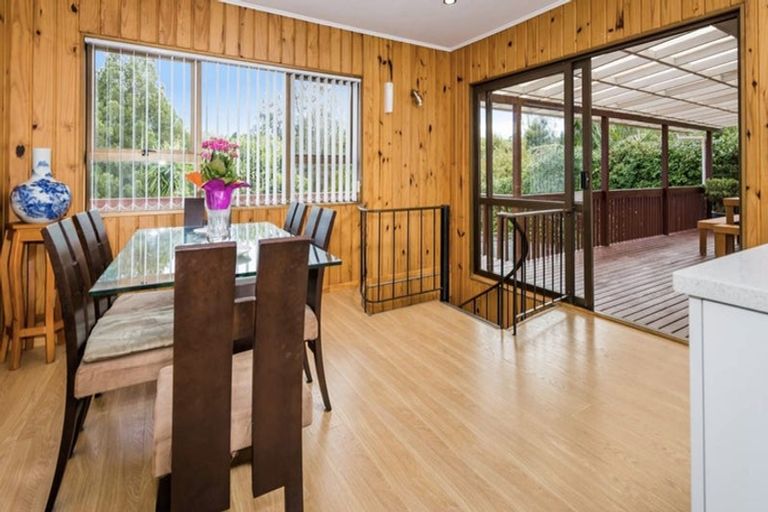 Photo of property in 20 Linwood Avenue, Forrest Hill, Auckland, 0620