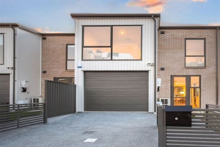 Photo of property in 6 Tokitoki Way, Kenepuru, Porirua, 5022