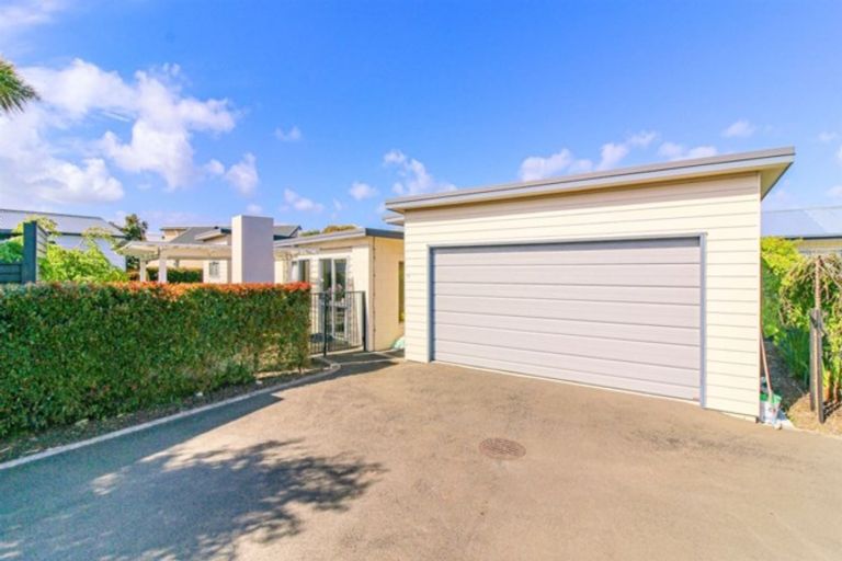 Photo of property in 2/2 Alma Road, Gonville, Whanganui, 4501