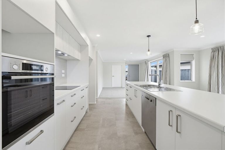 Photo of property in 23 Kewai Court, Pegasus, 7612