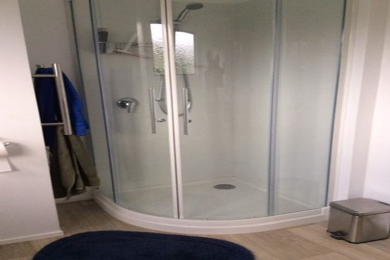 Photo of property in 1 Seagull Place, Whitby, Porirua, 5024