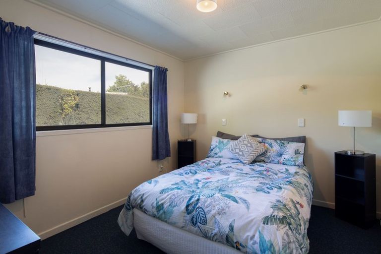 Photo of property in 4/42 Hallenstein Street, Queenstown, 9300