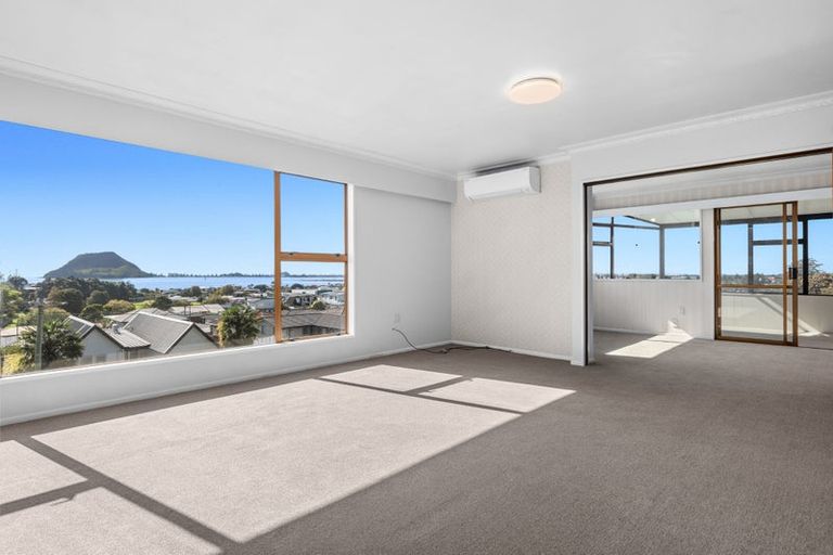 Photo of property in 17a Seaview Road, Otumoetai, Tauranga, 3110