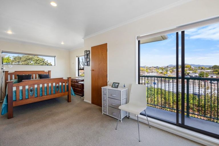 Photo of property in 153 Tukapa Street, Westown, New Plymouth, 4310