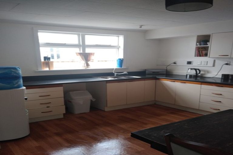 Photo of property in 118 Olliviers Road, Phillipstown, Christchurch, 8011