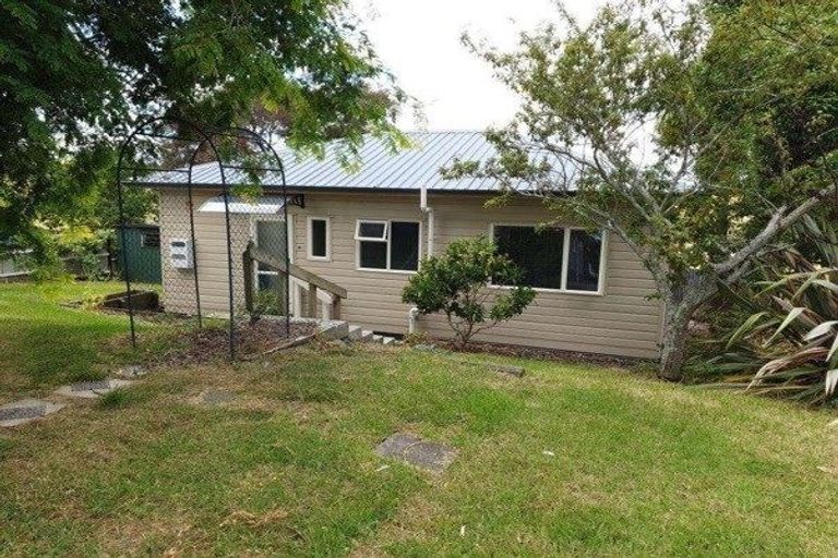 Photo of property in 66 Pukaki Road, Mangere, Auckland, 2022