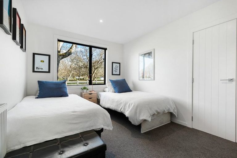 Photo of property in 13&13a Quarry Place, Lake Hayes, Queenstown, 9304