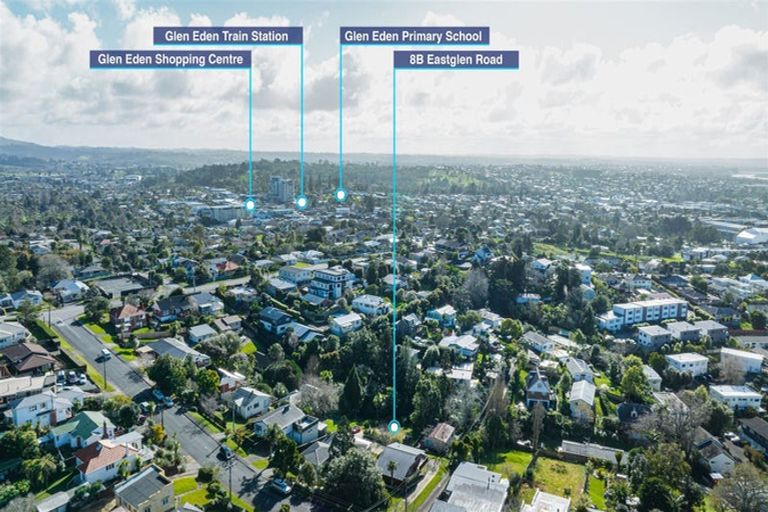 Photo of property in 8b Eastglen Road, Glen Eden, Auckland, 0602