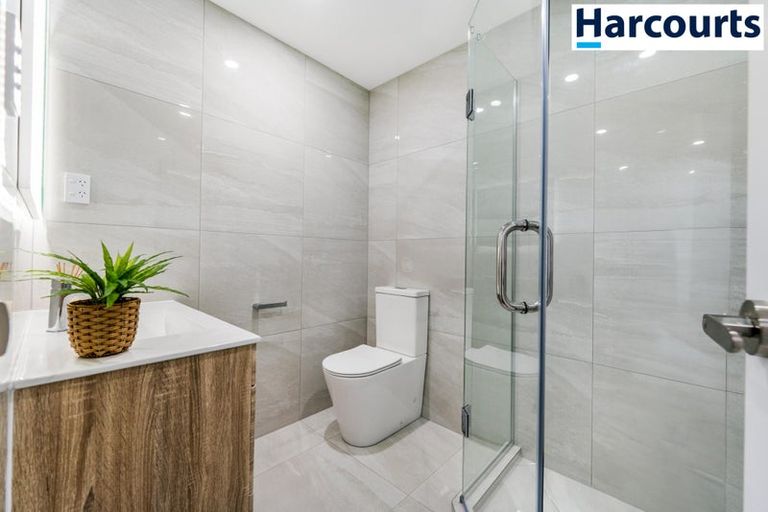 Photo of property in 4/7 Glen Road, Ranui, Auckland, 0612